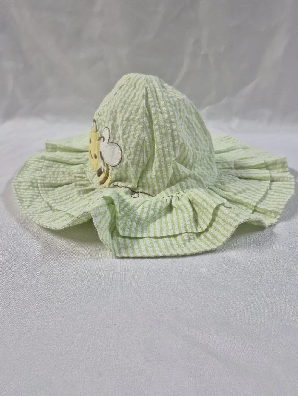 Baby Girl Gymboree 12-18 Month Green And White Striped Bumblebee Hat NWT